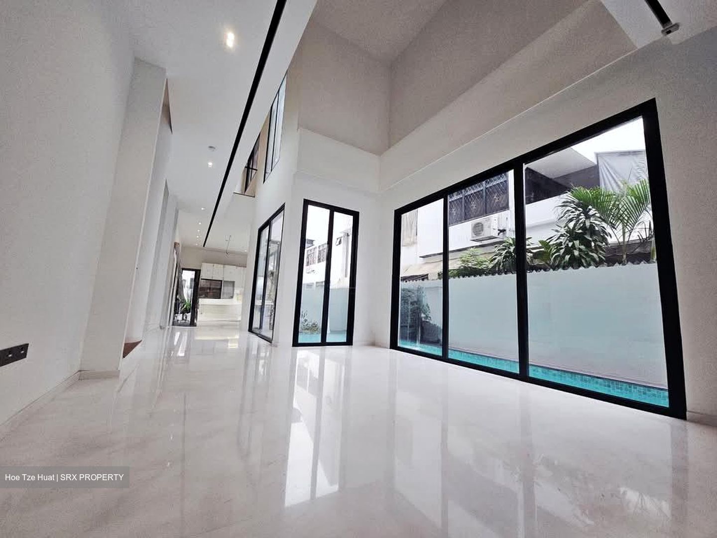 Parry Avenue (D19), Semi-Detached #558568481
